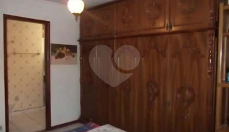 Sobrado à venda com 4 quartos, sendo 1 suíte,  em Vila Isolina Mazzei, São Paulo, SP