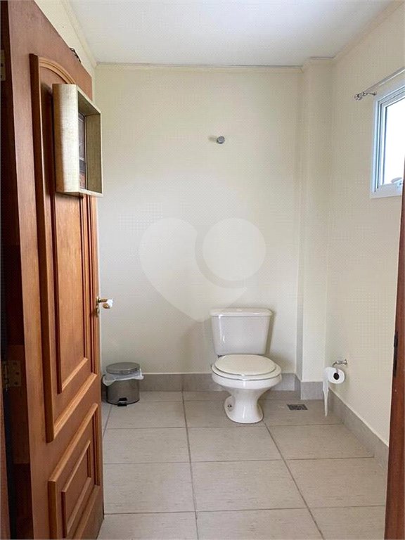 Casa à venda com 2 suítes no condomínio Residencial Vale das Laranjeiras, Indaiatuba - SP