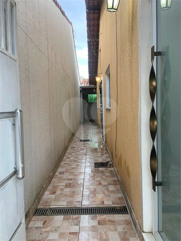 Casa em condomínio à venda com 2 quartos, sendo 1 suíte,  em Conjunto Bom Pastor, Mogi das Cruzes, SP