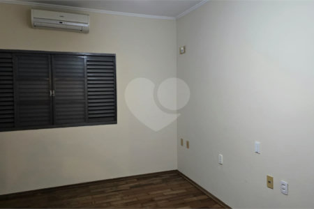Casa à venda ou para alugar com 4 quartos, sendo 2 suítes, em Jardim Morumbi, Araraquara, SP