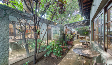 Casa à venda com 4 quartos, sendo 2 suítes,  em Alto da Boa Vista, São Paulo, SP