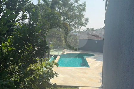 Casa à venda com 3 suítes no condomínio Aruã, Mogi das Cruzes - SP