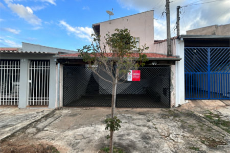Casa à venda com 2 quartos, sendo 1 suíte, em Jardim Thomaz Guedes, Tatuí, SP