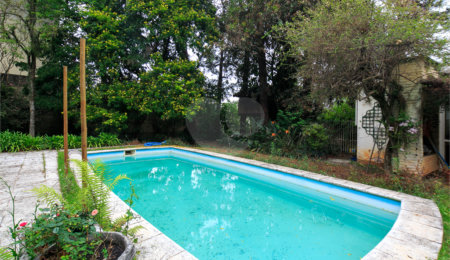 Casa à venda com 4 quartos, sendo 2 suítes,  em Jardim Marajoara, São Paulo, SP
