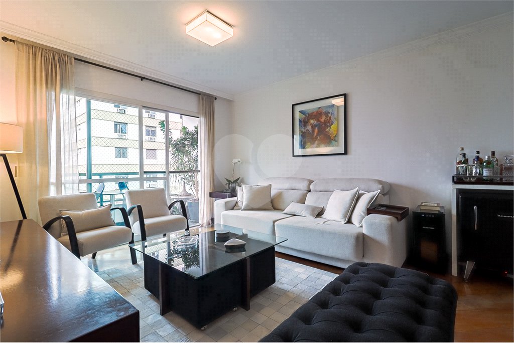 Apartamento à venda com 4 quartos, sendo 2 suítes, em Vila Morumbi, São Paulo, SP