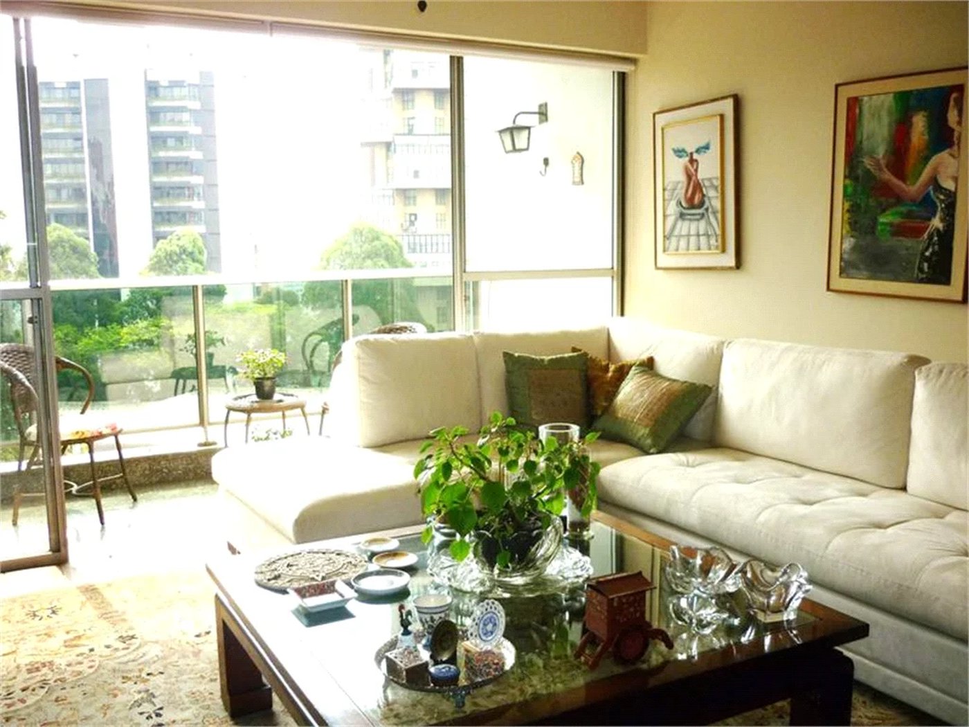 Apartamento à venda com 3 quartos, sendo 1 suíte,  em Vila Andrade, São Paulo, SP