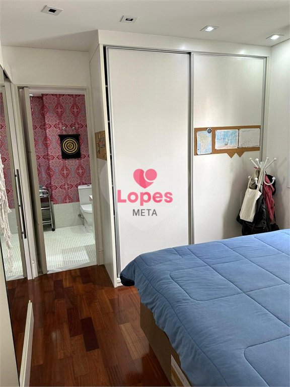 Apartamento à venda com 3 quartos, sendo 2 suítes, em Parque Residencial Aquarius, São José dos Campos, SP