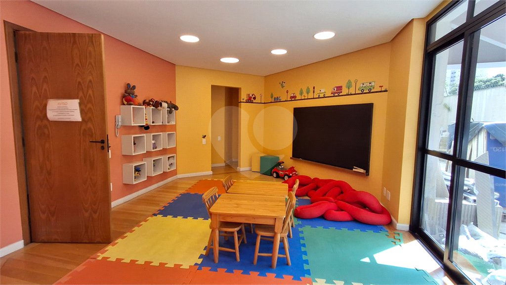 Apartamento para alugar com 3 quartos, sendo 1 suíte, em Brooklin, São Paulo, SP