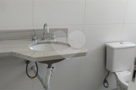 Apartamento à venda com 2 quartos, sendo 1 suíte, em Vila Osasco, Osasco, SP