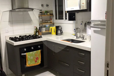 Apartamento à venda com 3 quartos, sendo 1 suíte, em Condomínio Royal Park, São José dos Campos, SP