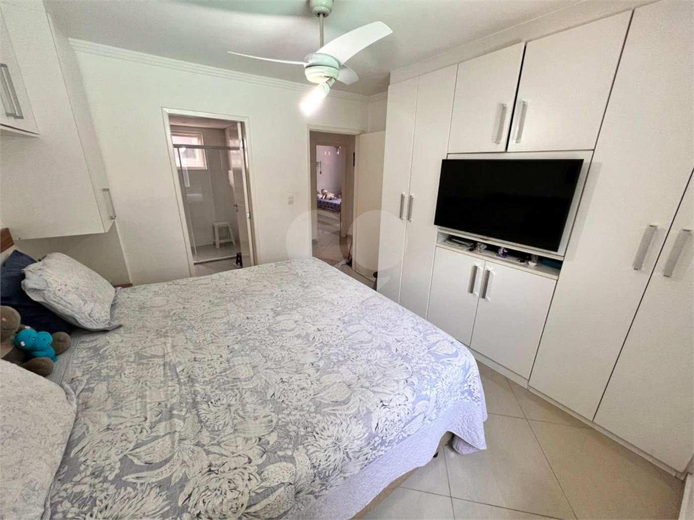 Casa à venda com 3 quartos, sendo 1 suíte, em Jardim Oriental, São Paulo, SP