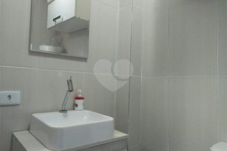 Sobrado à venda com 3 quartos em Água Fria, São Paulo, SP