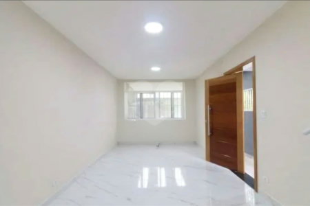Casa à venda com 3 quartos, sendo 1 suíte, em Jardim Peri Peri, São Paulo, SP