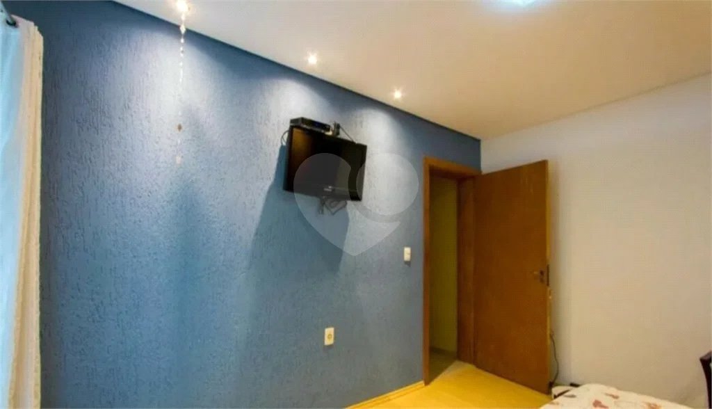 Casa com 172m² , 3 dormitórios , sendo 1 suíte , 2 vagas , à venda no Jardim Alvorada em Santo André.