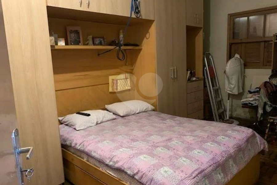 Sobrado à venda com 4 quartos no Brasilândia, São Paulo, SP