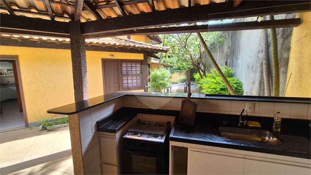 Casa à venda com 5 quartos, sendo 4 suítes,  em Geribá, Armação dos Búzios, RJ