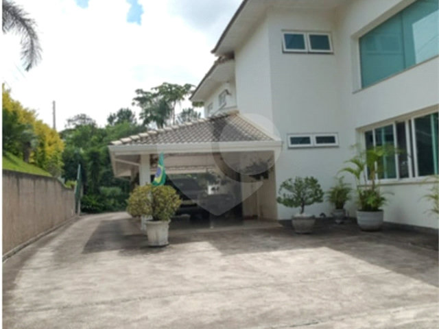 Casa à venda com 4 suítes no condomínio Monte Samkhya, Serra Negra - SP