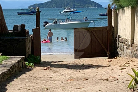 Casa à venda com 6 quartos, sendo 4 suítes, em Manguinhos, Armação dos Búzios, RJ
