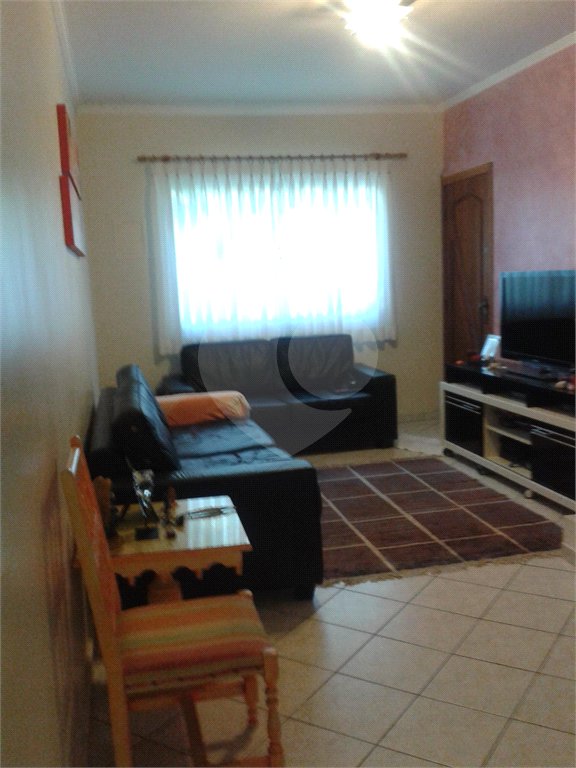 Sobrado à venda com 3 quartos em Vila Dona Augusta, São Paulo, SP