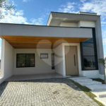 Casa à venda com 3 suítes no condomínio Condomíno Helena Maria, Sorocaba - SP