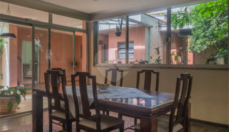Casa à venda com 3 quartos, sendo 2 suítes,  em Granja Julieta, São Paulo, SP