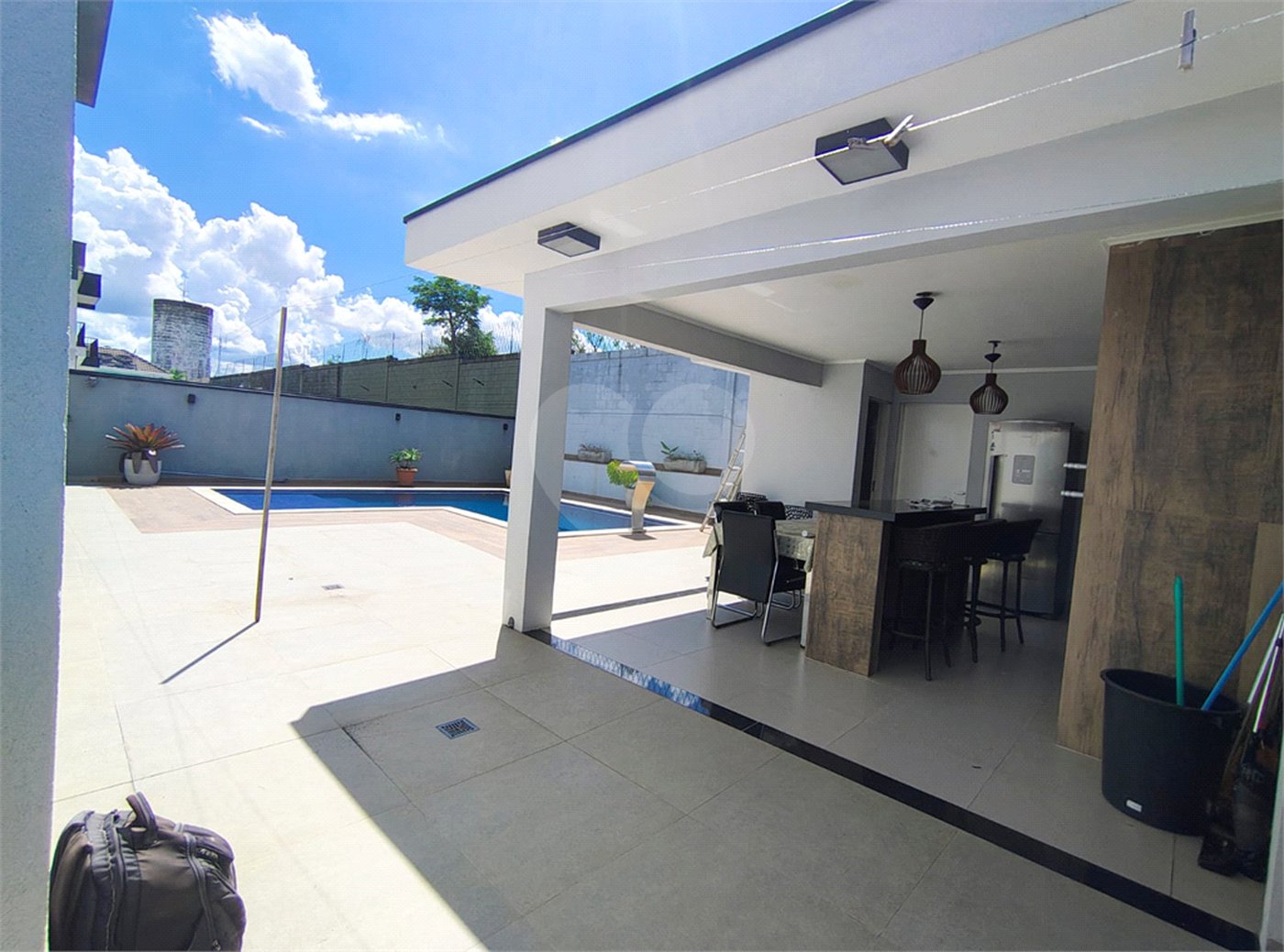 Casa à venda com 5 quartos, sendo 2 suítes, no condomínio Terras de Jundiaí, Jundiaí - SP