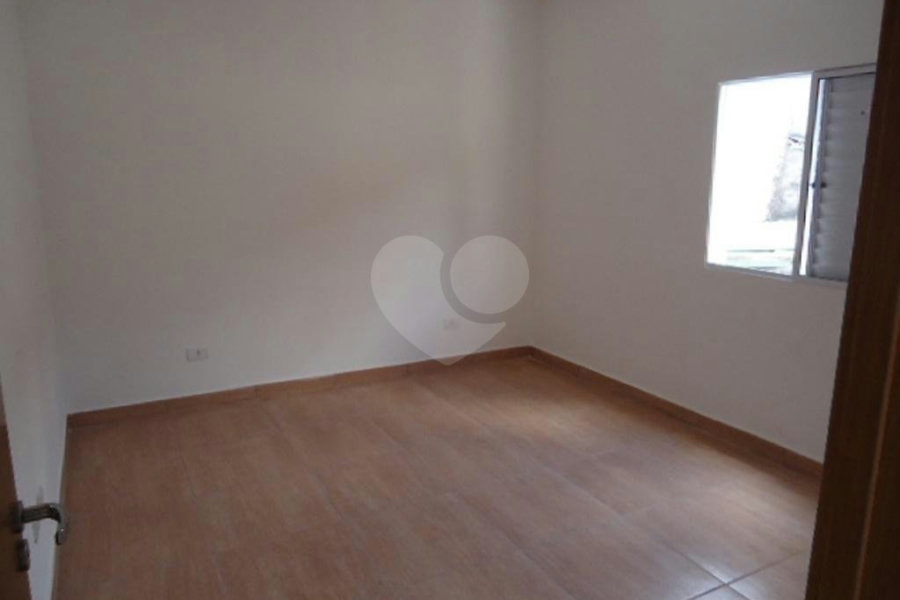 Apartamento à venda com 2 quartos em Parque Suburbano, Itapevi, SP