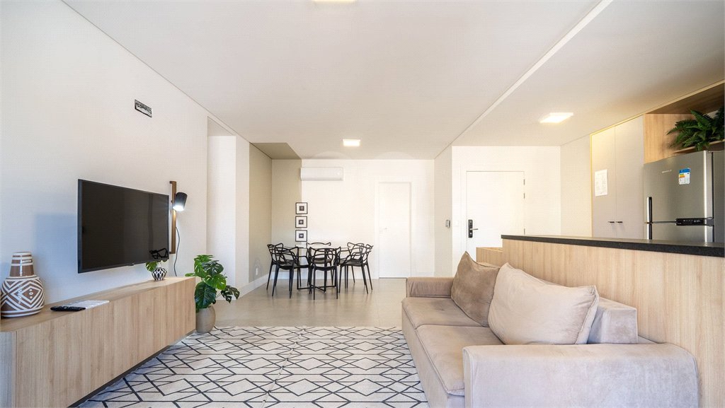Apartamento à venda com 3 suítes em Jurerê, Florianópolis, SC