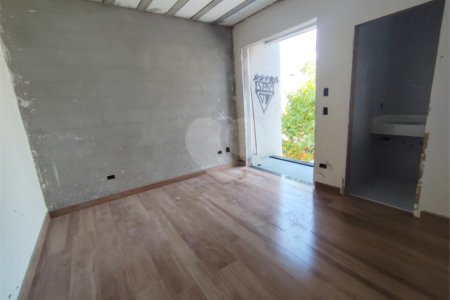 Sobrado à venda com 3 quartos, sendo 1 suíte, em Jardim do Colégio (zona Norte), São Paulo, SP