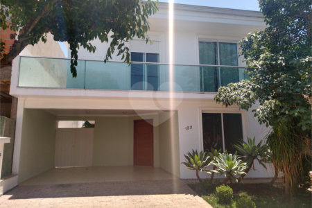 Casa à venda com 4 quartos, sendo 3 suítes, no condomínio Ibiti Royal Park, Sorocaba - SP