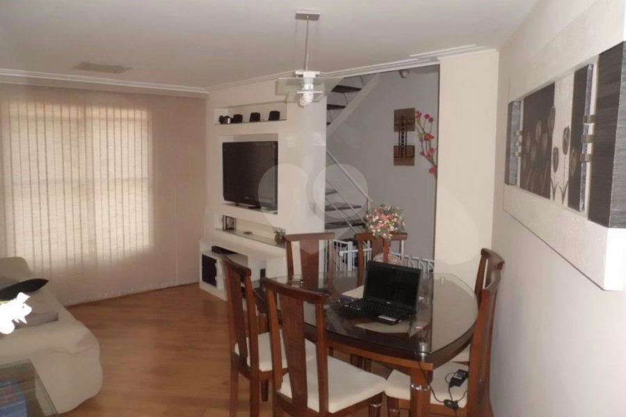 Casa à venda com 2 quartos, sendo 1 suíte, no condomínio Da Chácara, São Paulo - SP