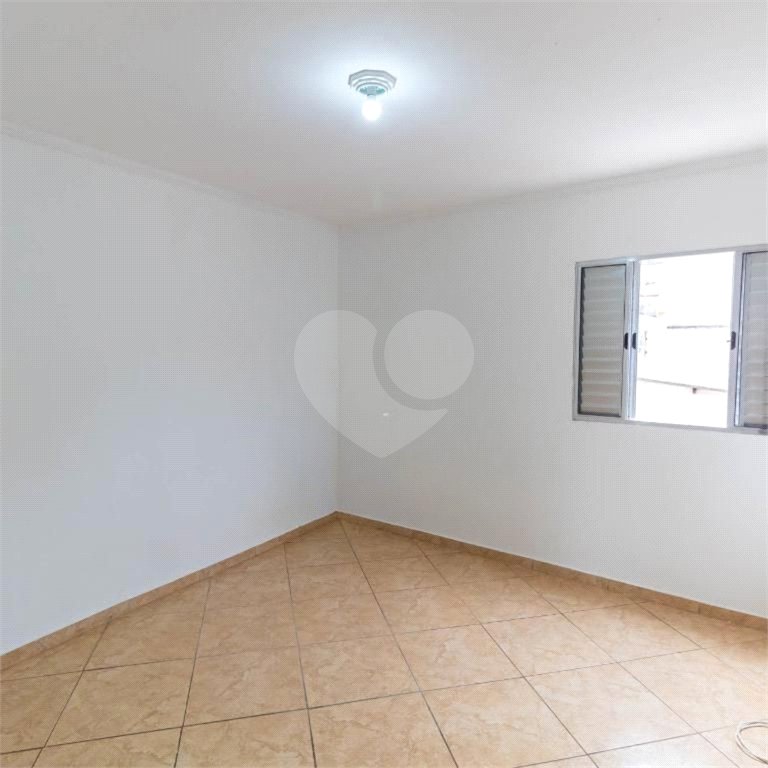 Casa à venda com 4 quartos, sendo 2 suítes, em Vila Buenos Aires, São Paulo, SP