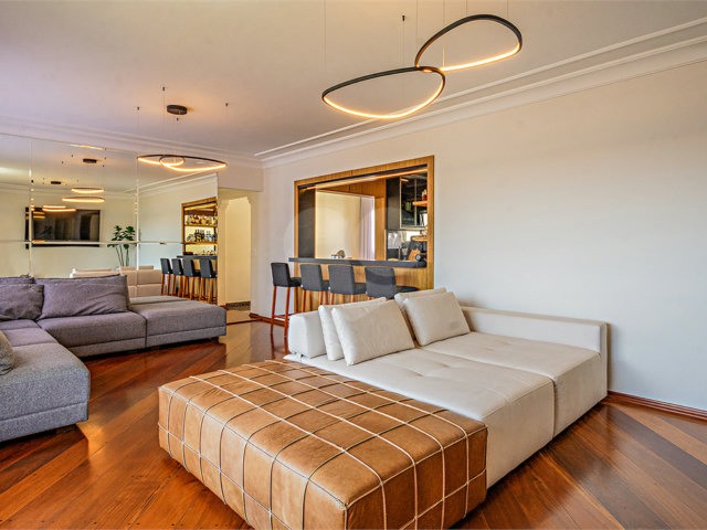 Apartamento à venda com 4 quartos, sendo 3 suítes,  em Morumbi, São Paulo, SP
