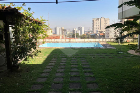 Casa à venda com 5 quartos, sendo 2 suítes,  em Vila Maria Alta, São Paulo, SP