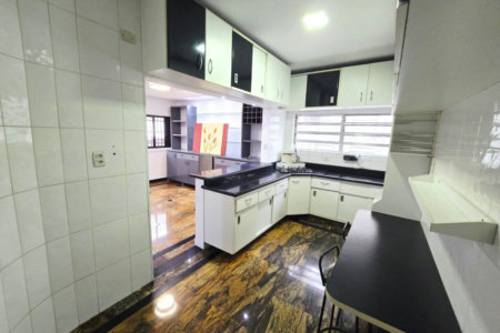 Casa com 3 dormitórios à venda, 150 m² por R$ 960.000,00 - Macuco - Santos/SP
