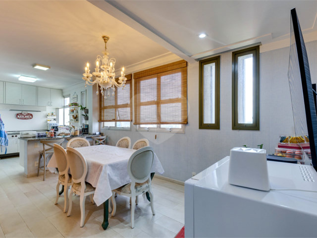 Apartamento à venda com 4 suítes em Jardim Marajoara, São Paulo, SP