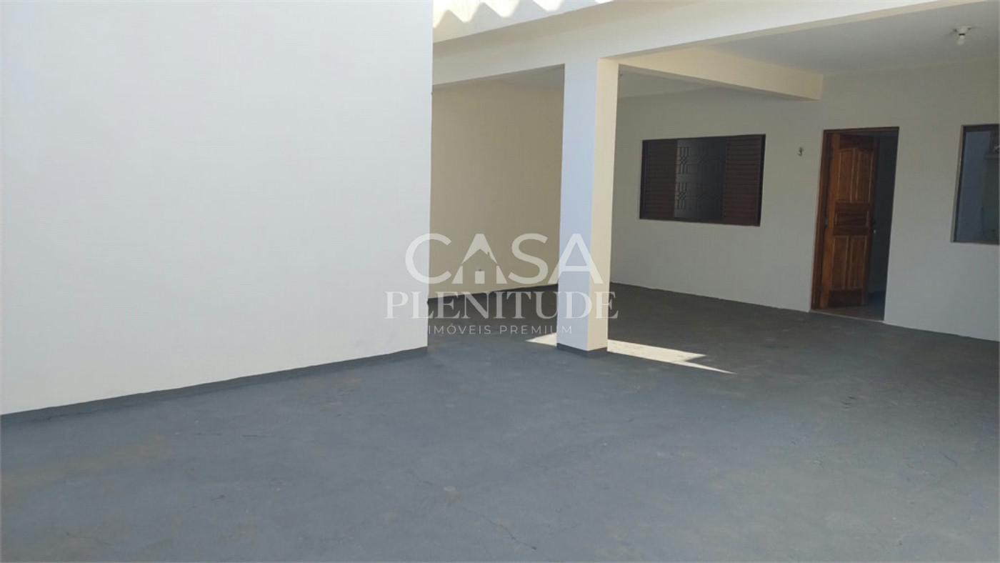 Casa à venda com 4 quartos, sendo 1 suíte, em Jardim Itanguá, Sorocaba, SP