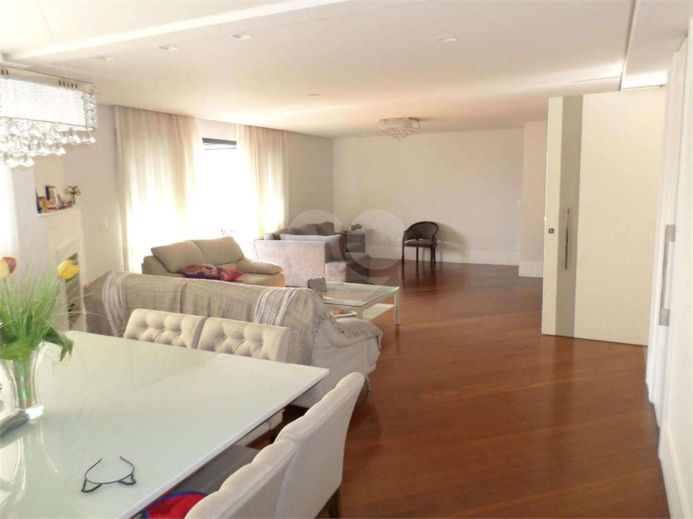 Apartamento à venda com 4 quartos, sendo 2 suítes, em Jardim Londrina, São Paulo, SP