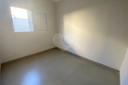 Casa à venda com 3 quartos, sendo 1 suíte, em Ipê, Três Lagoas, MS