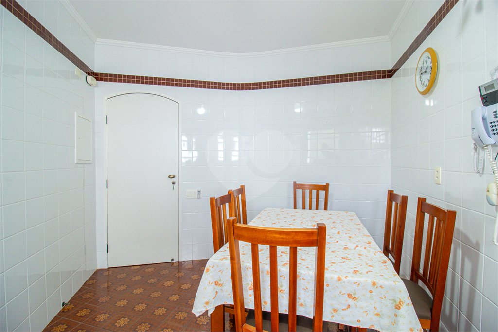 Apartamento à venda com 4 quartos, sendo 3 suítes, em Chácara Santo Antônio, São Paulo, SP
