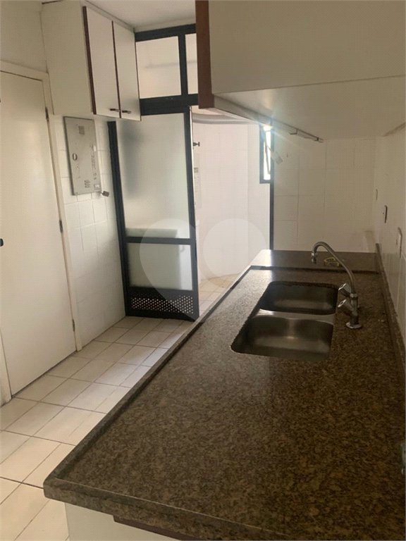 Apartamento para alugar com 3 quartos, sendo 1 suíte, em Cidade Monções, São Paulo, SP
