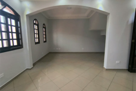 Sobrado à venda com 3 quartos, sendo 1 suíte, em Jardim D'abril, Osasco, SP