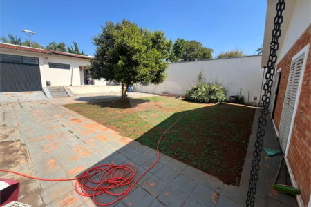 Casa à venda ou para alugar com 2 suítes em Vila Barth, Itapetininga, SP