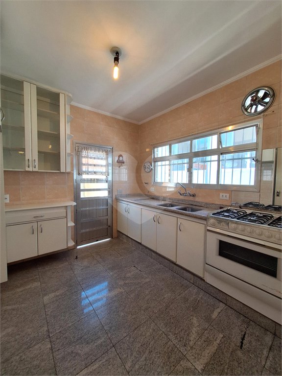 Casa à venda ou para alugar com 4 quartos, sendo 2 suítes,  em Santa Rosa, Vinhedo, SP