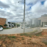 Terreno à venda no condomínio Helena Maria, Sorocaba - SP