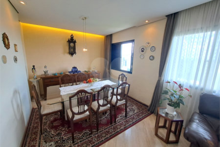 Apartamento à venda com 3 suítes em Vila Suzana, São Paulo, SP