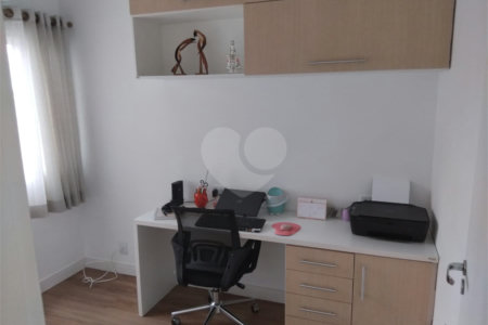 Casa à venda com 4 quartos, sendo 1 suíte,  no condomínio Vivaldi, Mogi das Cruzes - SP