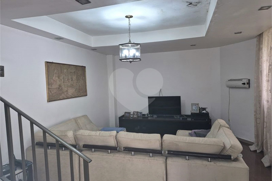 Casa à venda com 4 suítes no condomínio Associação Reserva das Hortênsias, Mairiporã - SP
