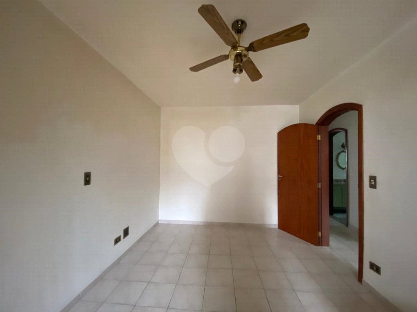 Sobrado à venda com 4 quartos, sendo 1 suíte, em Santana, São Paulo, SP