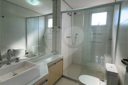 Apartamento à venda com 3 quartos, sendo 1 suíte, em Pinheiros, São Paulo, SP